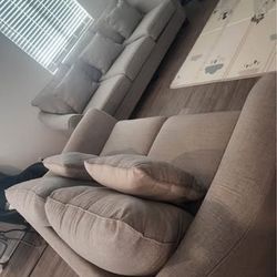 brown sofa love seat combo