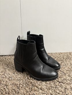 Zara Women’s Boots 