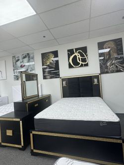 Modern design black/gold 5 pc bedroom set w/2 reading lamps