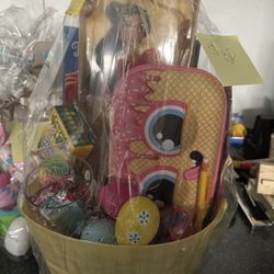 Elena Of Avalon Wasted Basket Inc., Princess Elena, Pencil Case Coloring Book/crayons, Easter Cup, Lots Of Candy, Grab &go Bag, Pencil, Keychain, No H