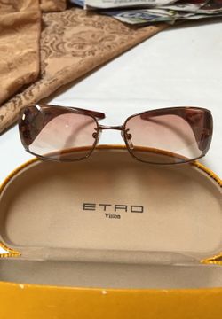 Authentic beautiful ETRO sunglasses made in Italy
