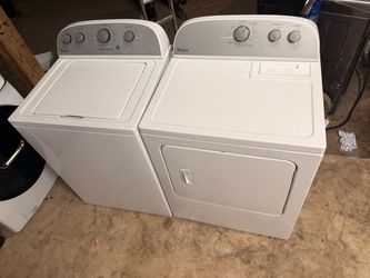 Whirlpool Washer and Dryer Set