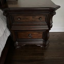 Amish Solid Wood Bedroom Set 