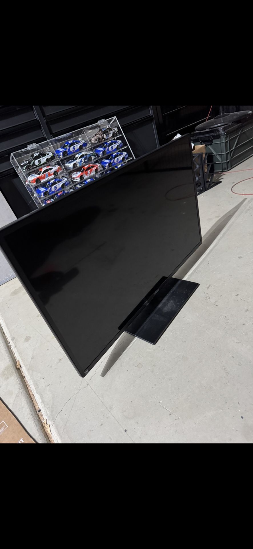 32” ASUS Computer monitor