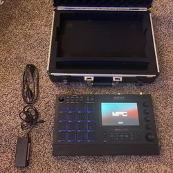 Akai Mpc Live II  (comes with protective case) 