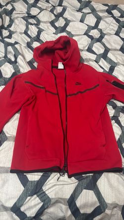 Red Nike Tech (full fit) size s