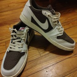 Nike Jordan 1 Travis scott