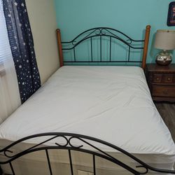 Queen Size Bed With Box Spring And Comfortable Mattress 