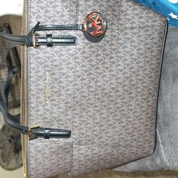 MK Purse 