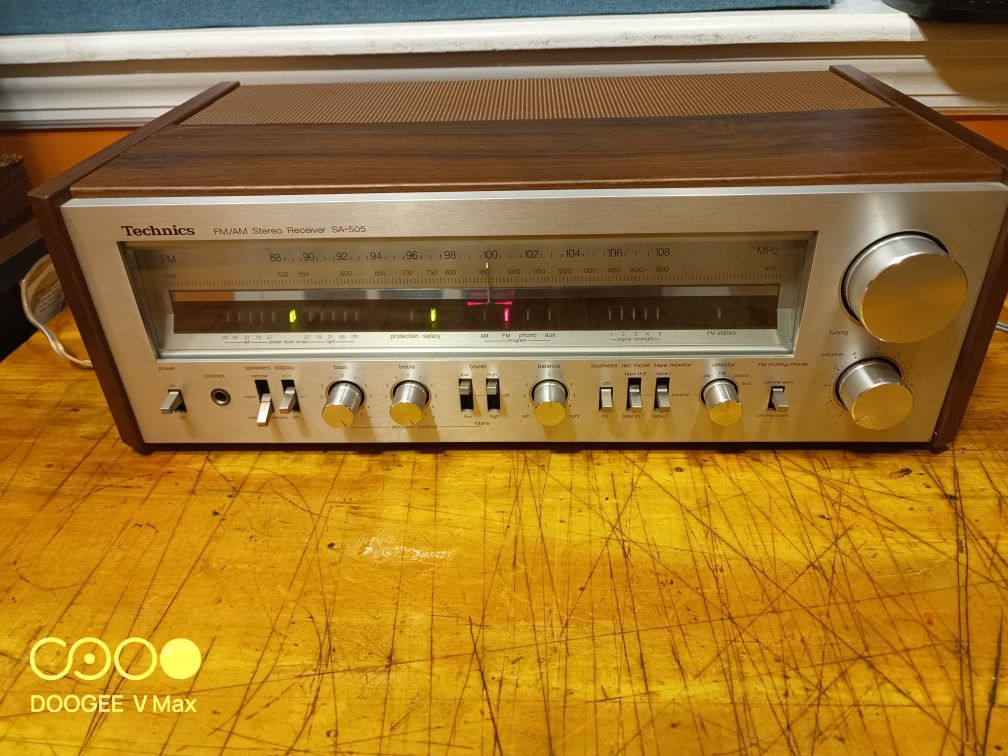 Technics SA 505 Receiver 63 Watts Per Channel