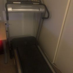 Golds Gym Treadmill 