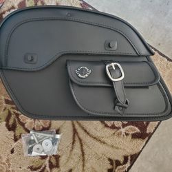 Large Viking Saddle Bag -26L (hardware and key included!) 
