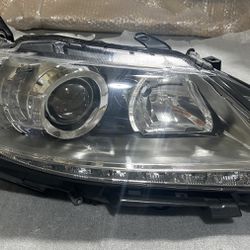 2013-2015 Lexus ES Headlight Passenger Side