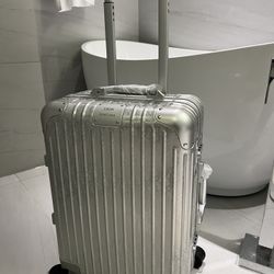 DIOR SUITCASE - Louis Vuitton LV Gucci Dior Prada Fendi Goyard Balenciaga Givenchy Amiri Duffle Bag 
