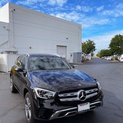 2021 Mercedes-Benz GLC 300