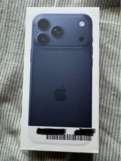 iPhone 17 Pro Max 256GB Deep Blue