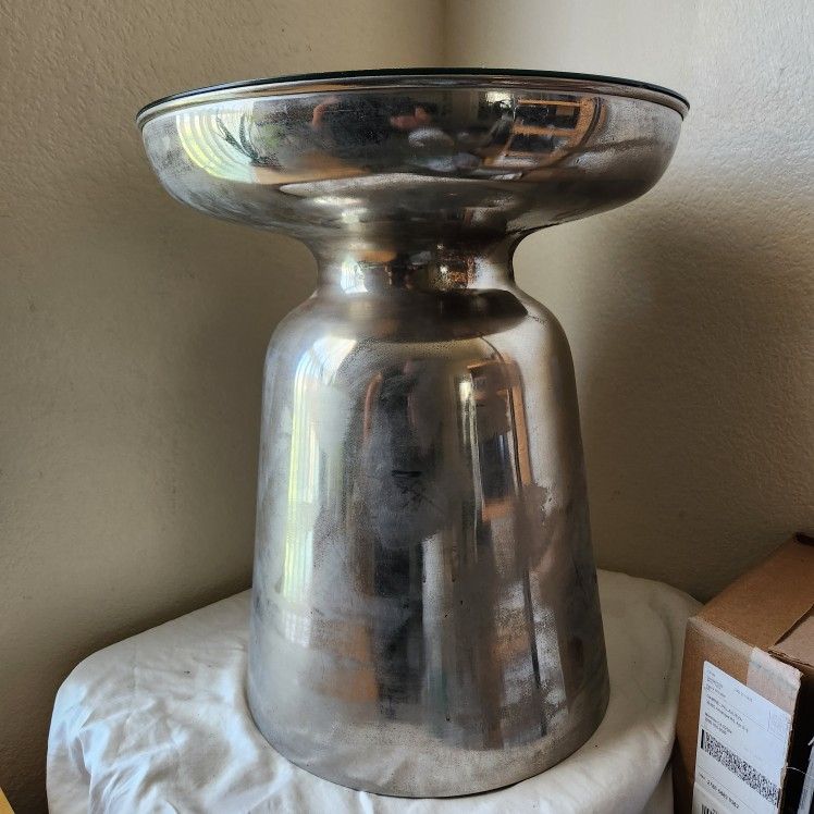 Steel Mirror Side Table