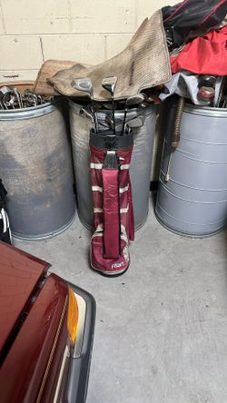 Used Set Of Right Hand, Golf Clubs, Bag, Used Balls, Ready For Play, No-Brainer Price