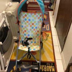 Umbrella Stroller Price 8$. Pick Up.  E.     72.  and.  Grandview.  E.  Tacoma 