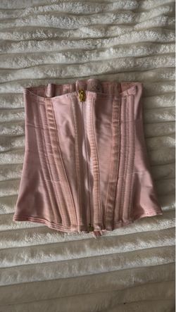 Waist trainer