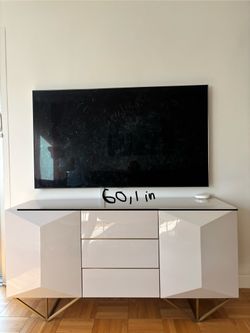 White dresser