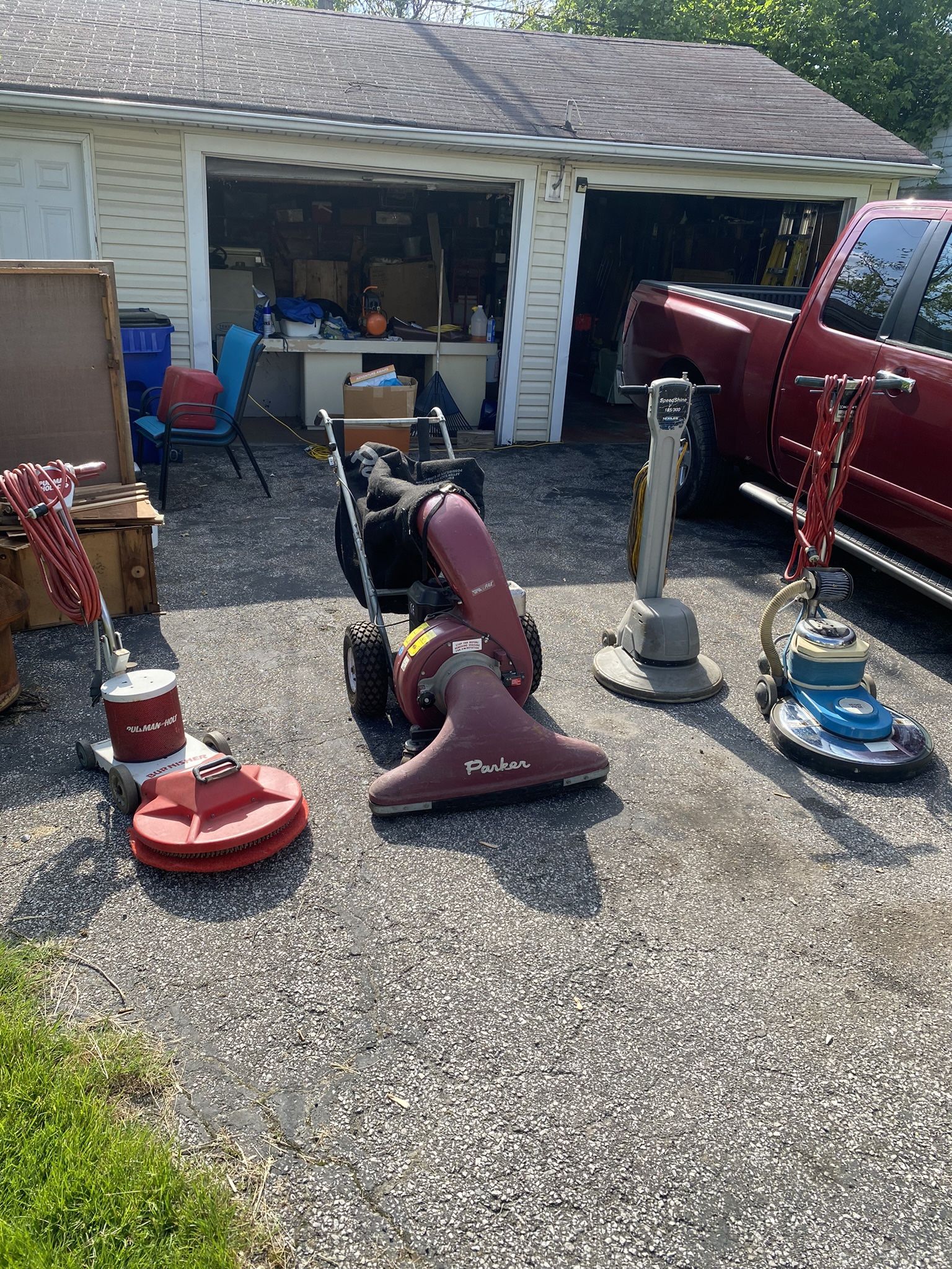 Cleaning Business Equipment 