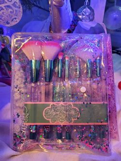 7pc beauty creations brushes $8 each