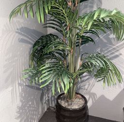 6ft Artificial Plant – Realistic Look