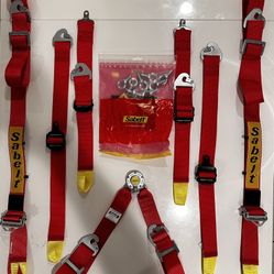 Sabelt Enduro Silver 2 Racing Seat Belt Harness Red  Exp 2030 part#:CFCI(contact info removed)6  NEW 
