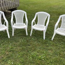Stackable Rubbermaid Chairs - Set Of 4