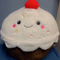 Big Cupcake plush