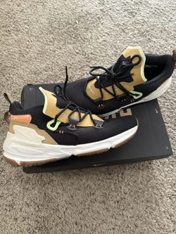 Nike Zoom Moc “Bright Ceramic”