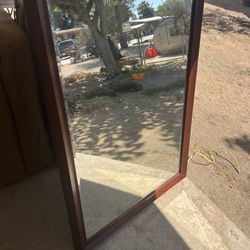 Dresser mirror