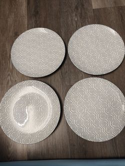 Set of 4 Grey and White Patterned Unused Ceramic Plates