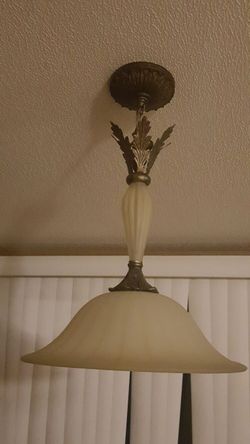 ANTIQUE GOLDEN LEAVES CHANDELIER