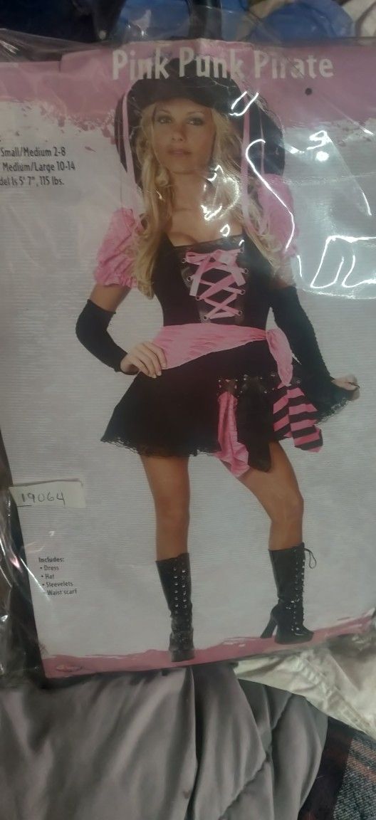 PINK PUNK PIRATE COSTUME