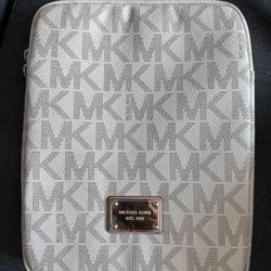 Michael Kors Tablet Case 