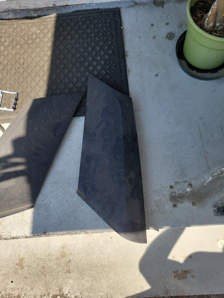 2011 Range Rover Sport Rear Quarter Panel Moldings