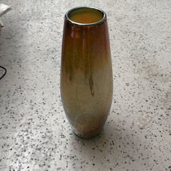 Transparent vase