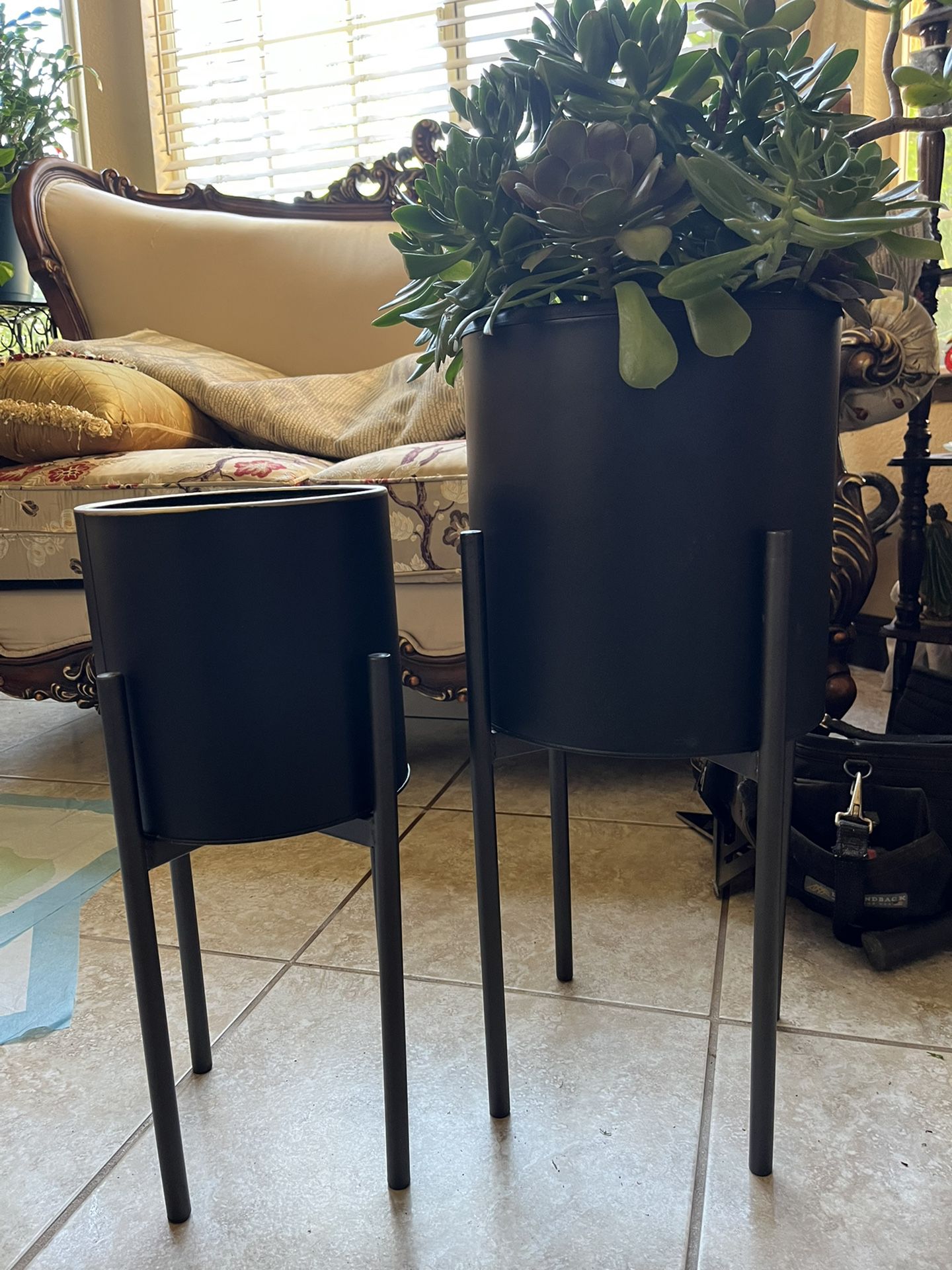 Maint Mesa Modern Boho Metal Planters With Gold Rim And Stand