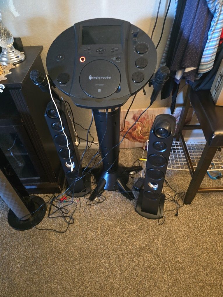 Karaoke 🎤 Machine 