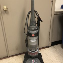 Hoover Wind Tunnel Vacuum