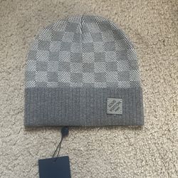 Louis Vuitton Beanie Gray