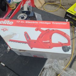 Homelite 17 in. 2.7 Amp Electric Hedge Trimmer