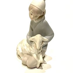 Retired Lladro Shepherd With Lamb #4676