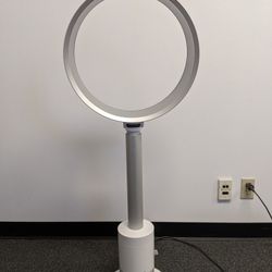 Dyson Cool AM08 white pedestal fan 