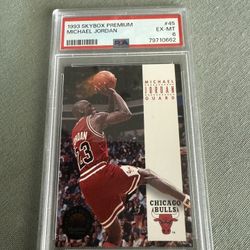 1993 Skybox Premium 45 Michael Jordan PSA 8