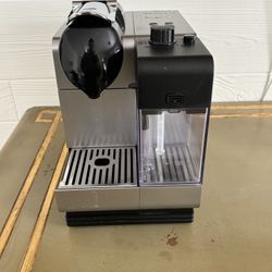 Nespresso DeLonghi 