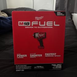 Milwaukee Brushless Cordless 1/2 in. Impact Wrench W/ Friction Ring