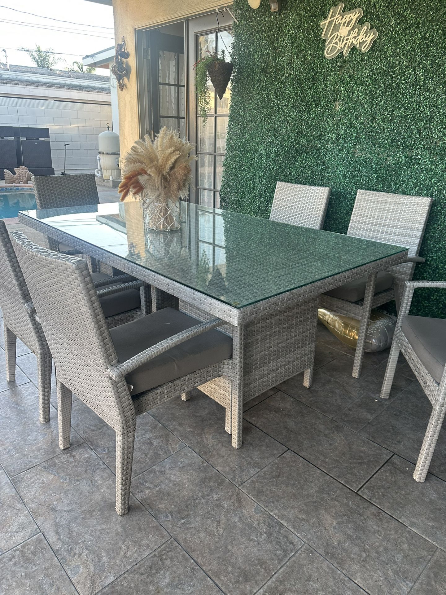 patio table and chairs